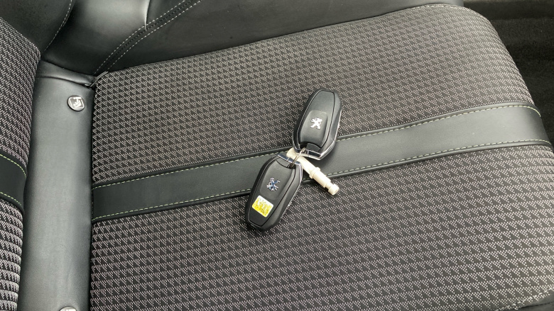 Peugeot 2008 1.2 PureTech 130 GT 5dr Petrol Estate